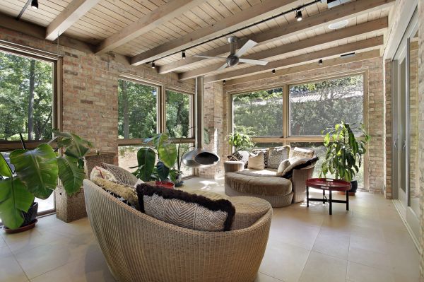 Enclosed Deck Construction
